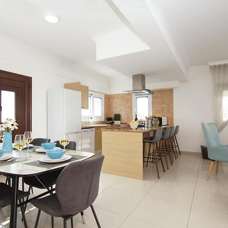 Villa Alyson Paralimni Ngoại thất bức ảnh